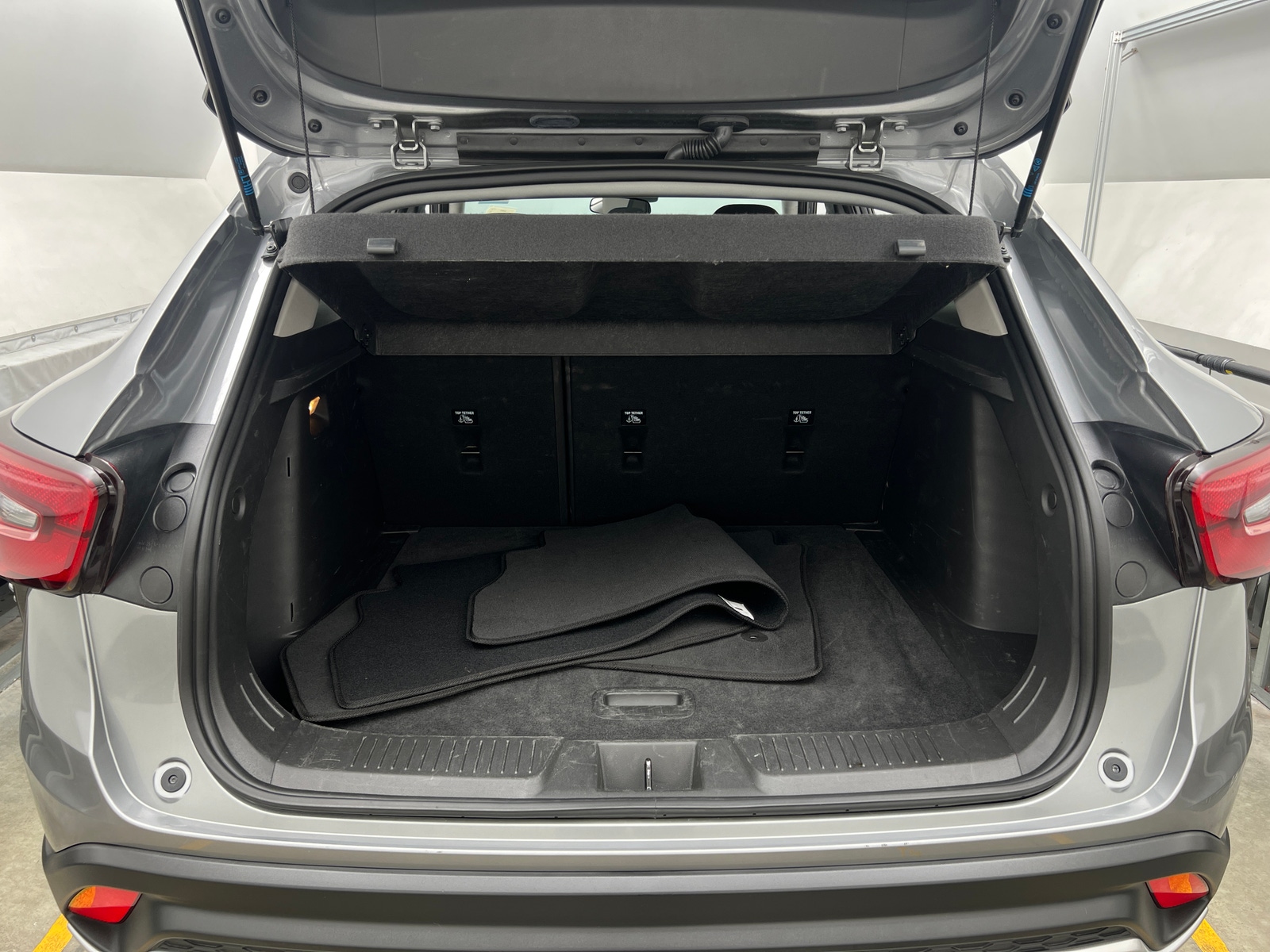 Thumbnail: 2025 Chevrolet Trax - 7