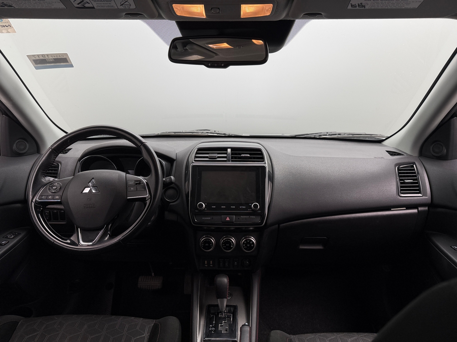 Thumbnail: 2023 Mitsubishi Outlander Sport - 3