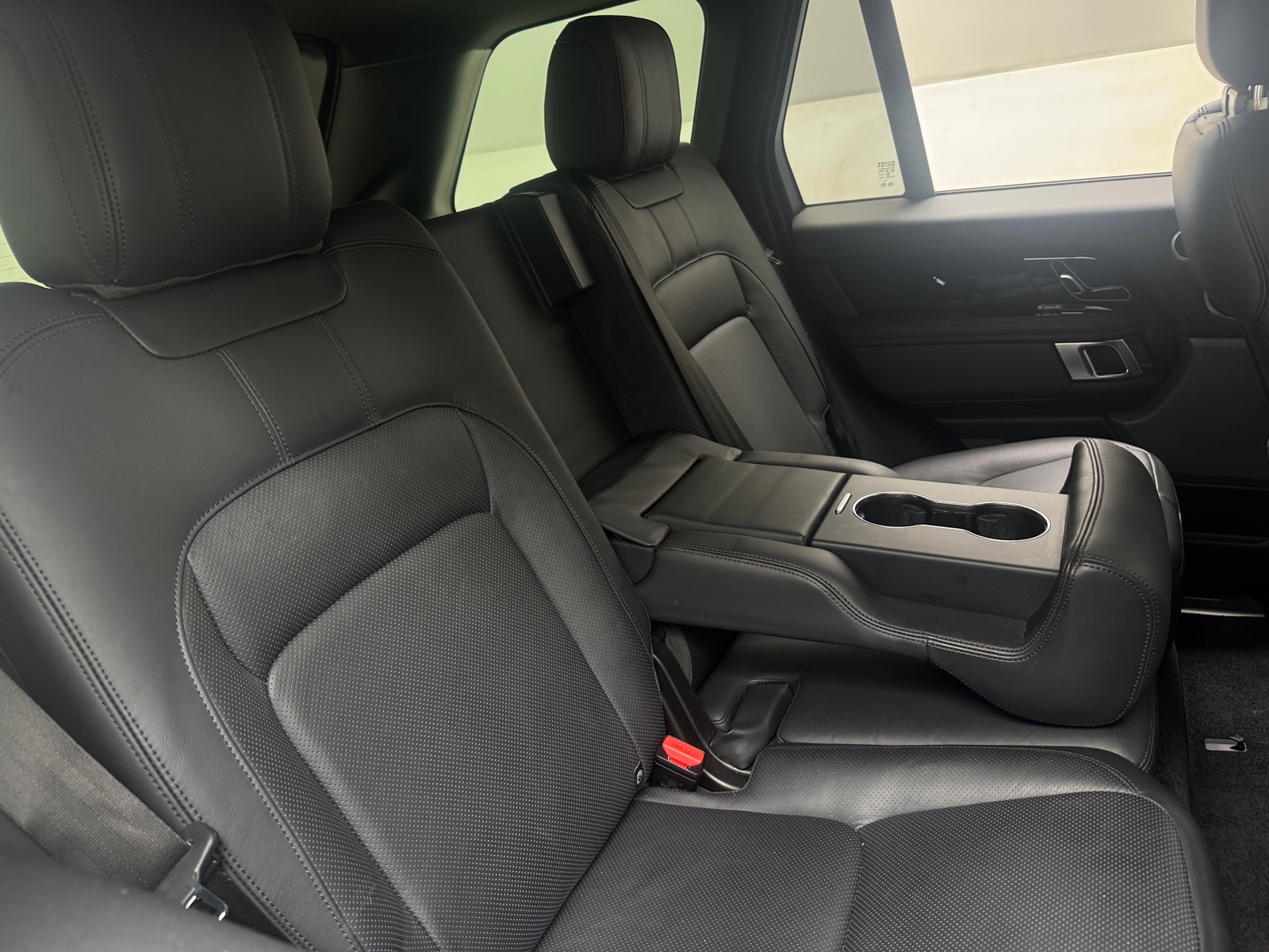 Thumbnail: 2020 Land Rover Range Rover - 5