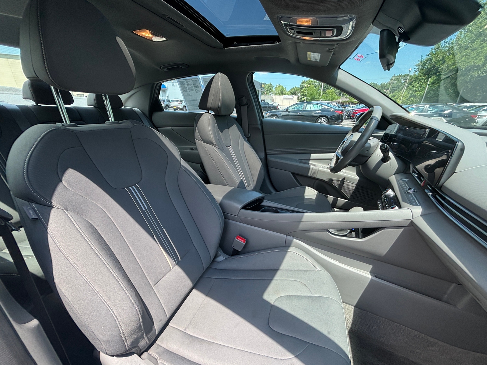 Thumbnail: 2025 Hyundai Elantra - 2
