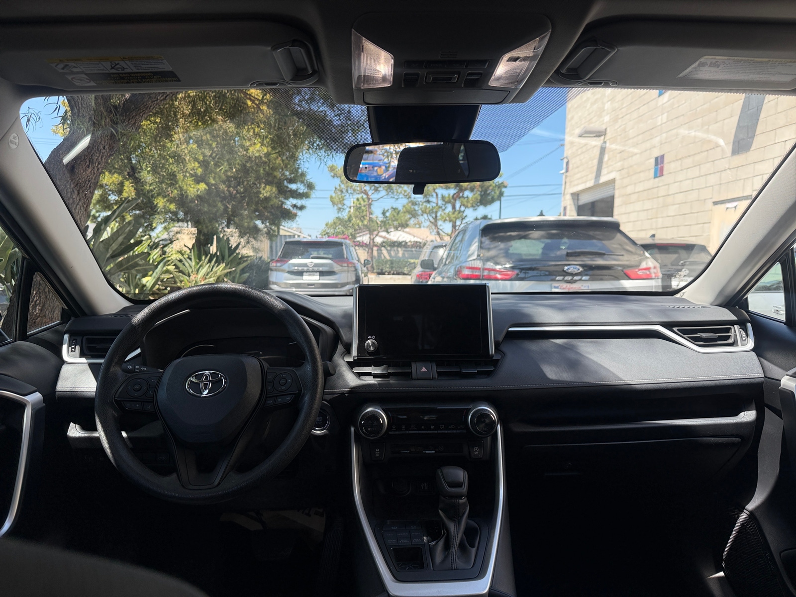 Thumbnail: 2025 Toyota RAV4 - 3