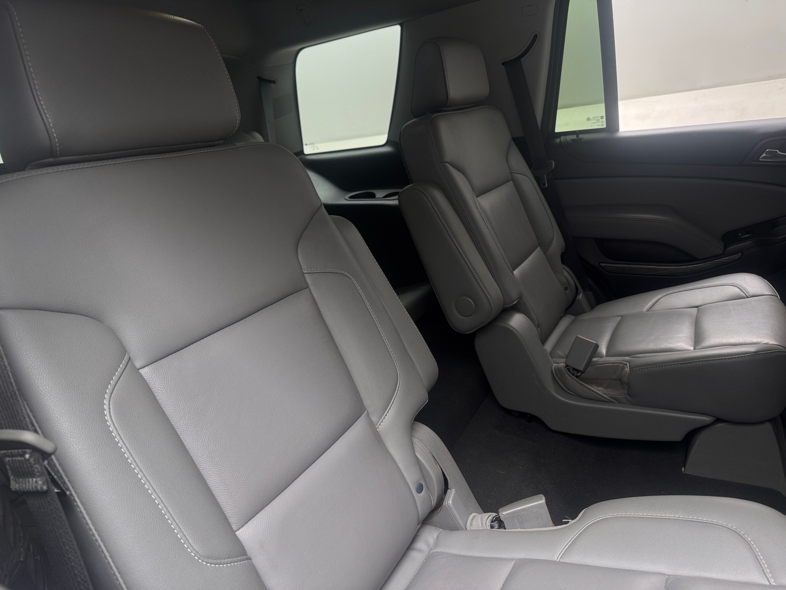 Thumbnail: 2019 Chevrolet Tahoe - 5