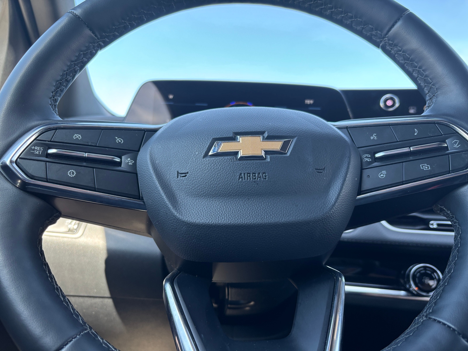 Thumbnail: 2025 Chevrolet Equinox - 5