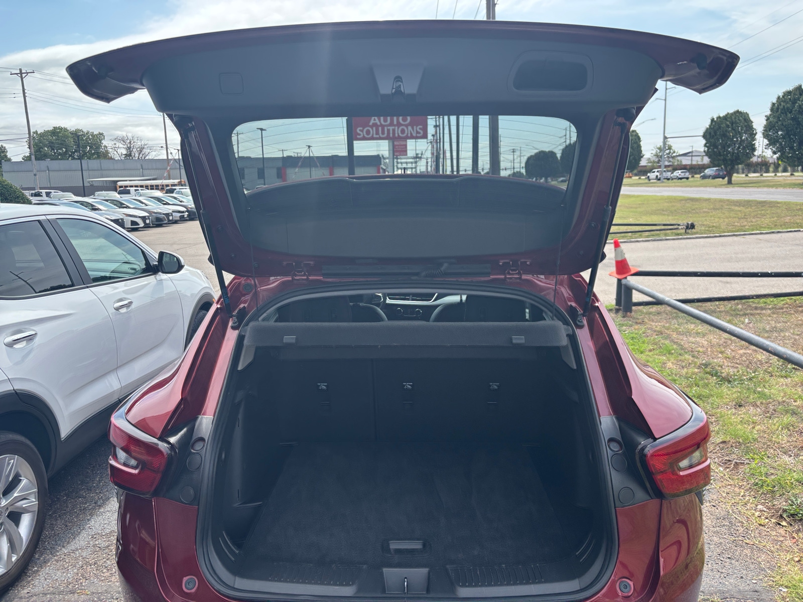 Thumbnail: 2025 Chevrolet Trax - 6