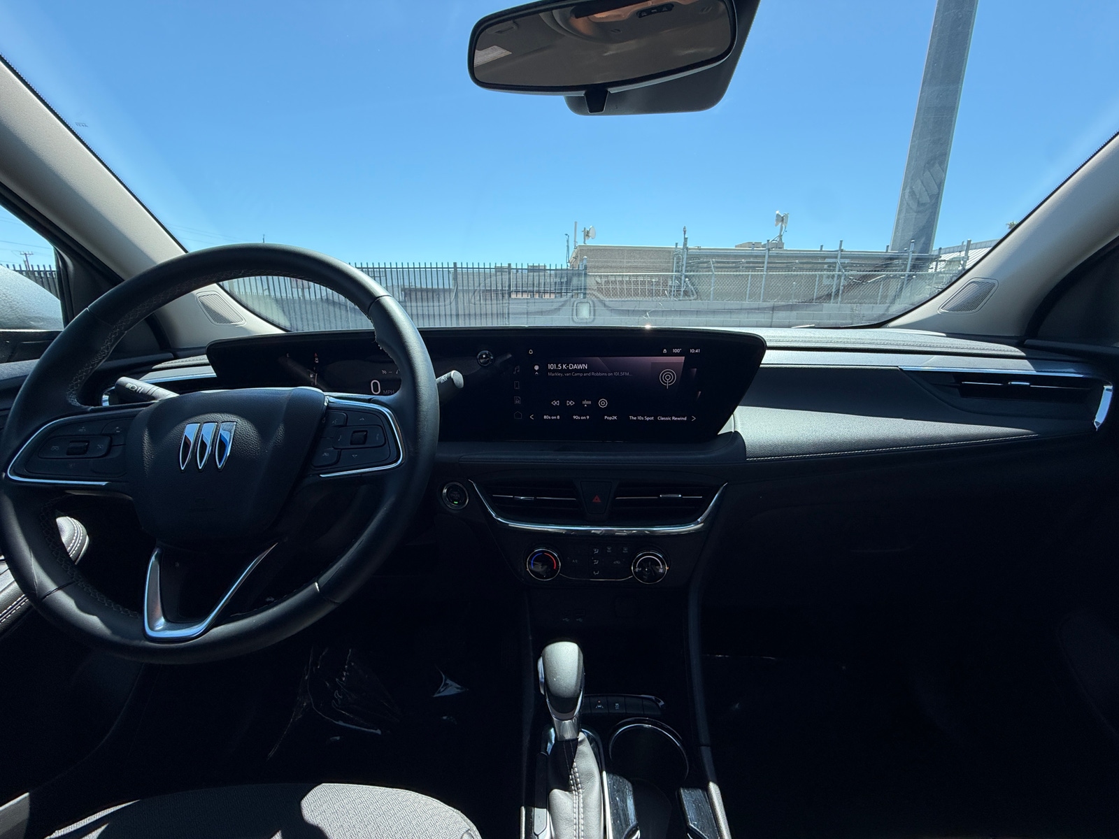 Thumbnail: 2025 Buick Encore GX - 2