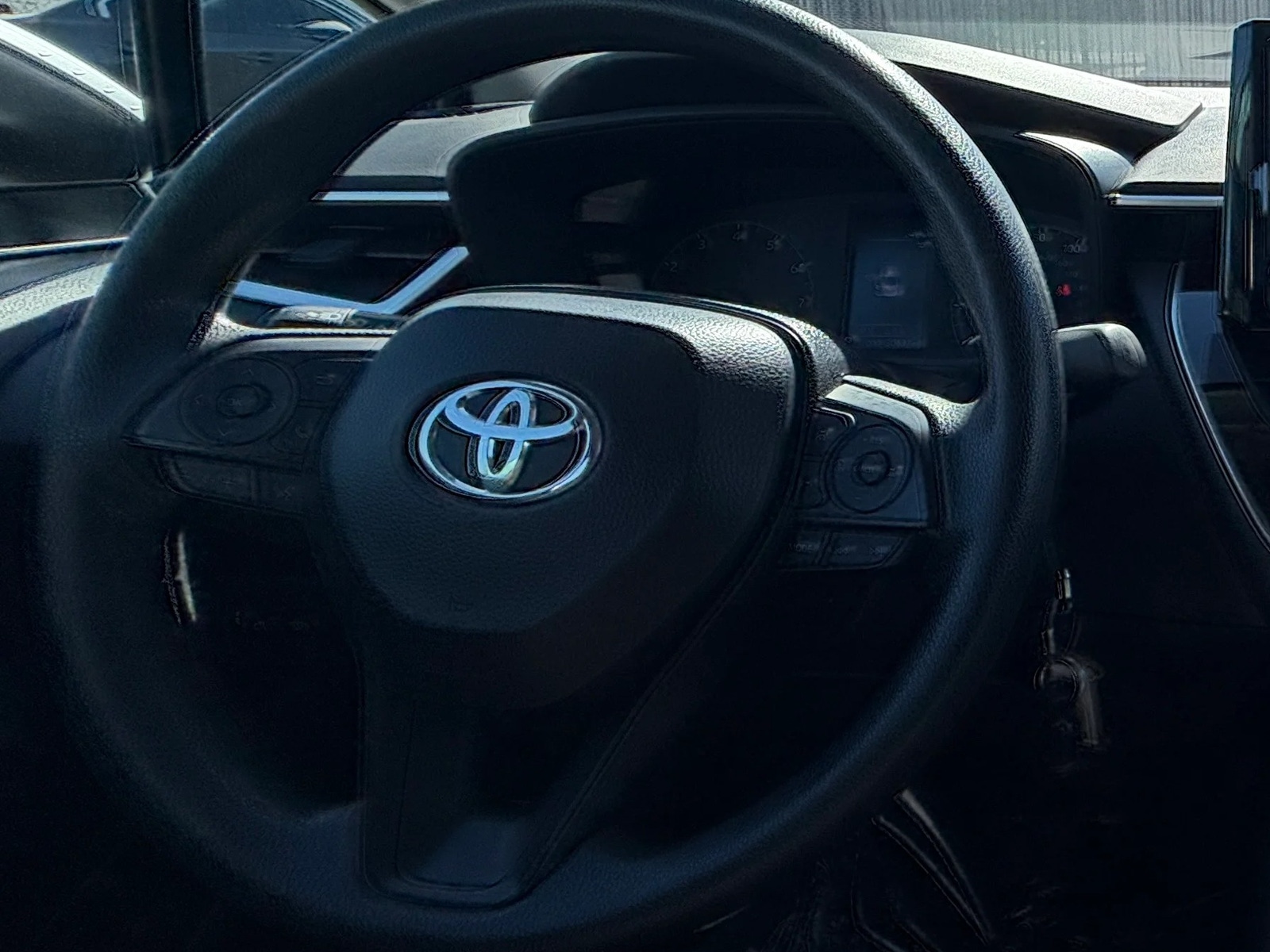 Thumbnail: 2025 Toyota Corolla - 4
