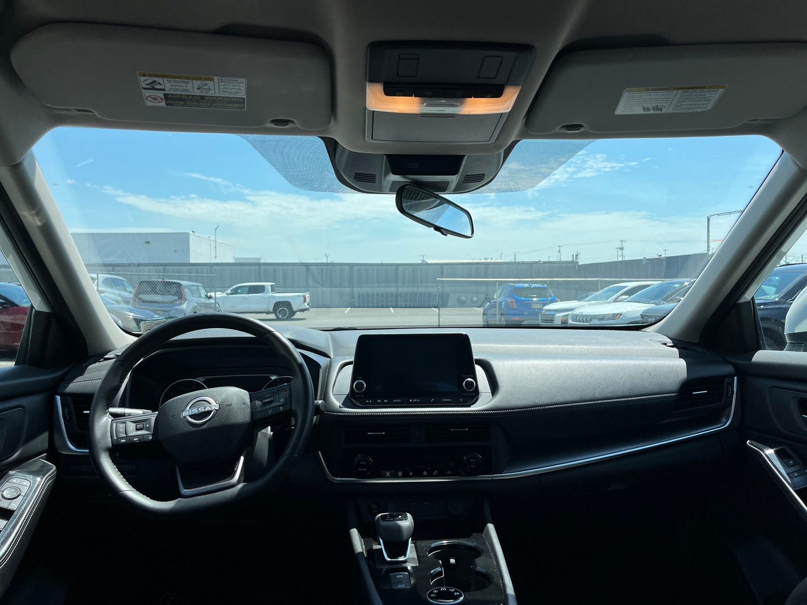 Thumbnail: 2025 Nissan Rogue - 3
