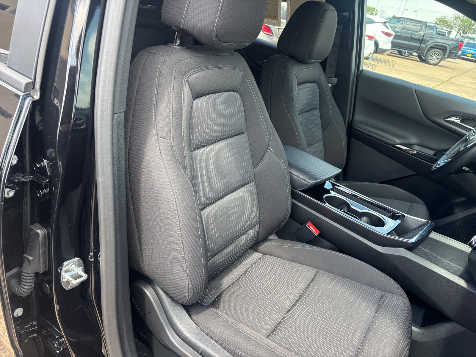 Thumbnail: 2025 Chevrolet Equinox - 2