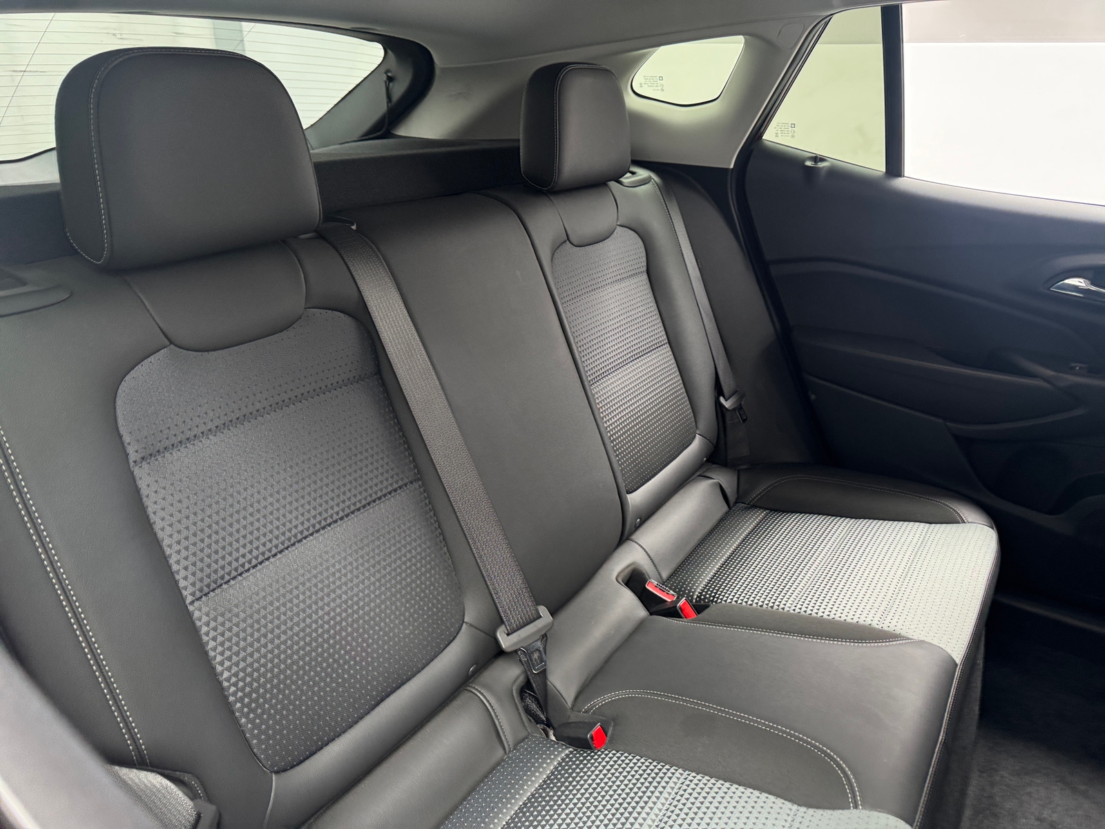 Thumbnail: 2025 Chevrolet Trax - 6