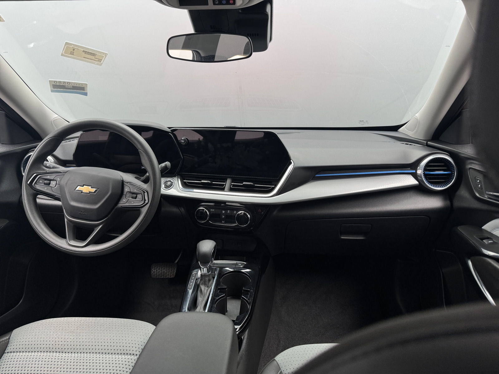 Thumbnail: 2025 Chevrolet Trax - 3