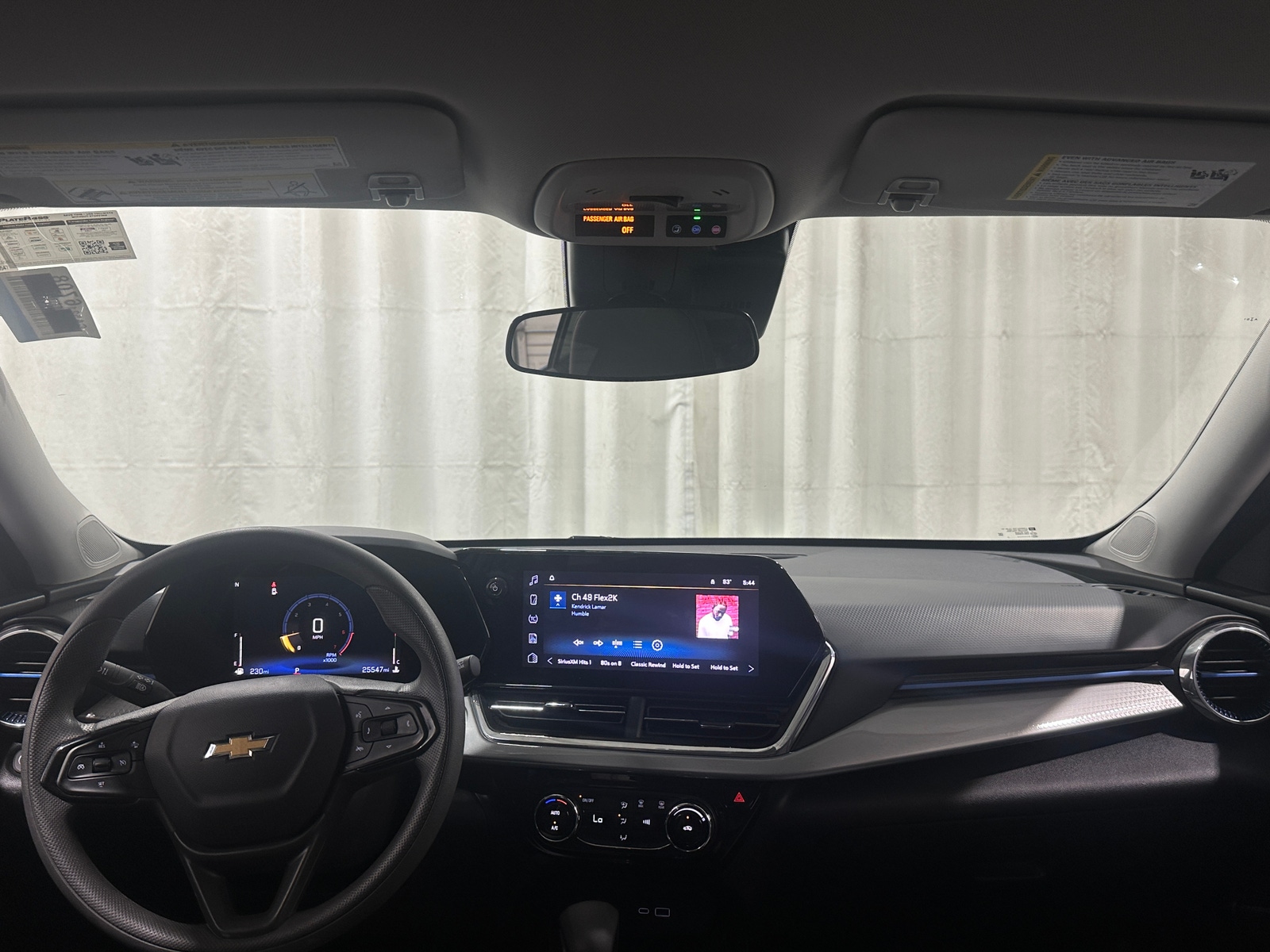 Thumbnail: 2025 Chevrolet Trax - 3