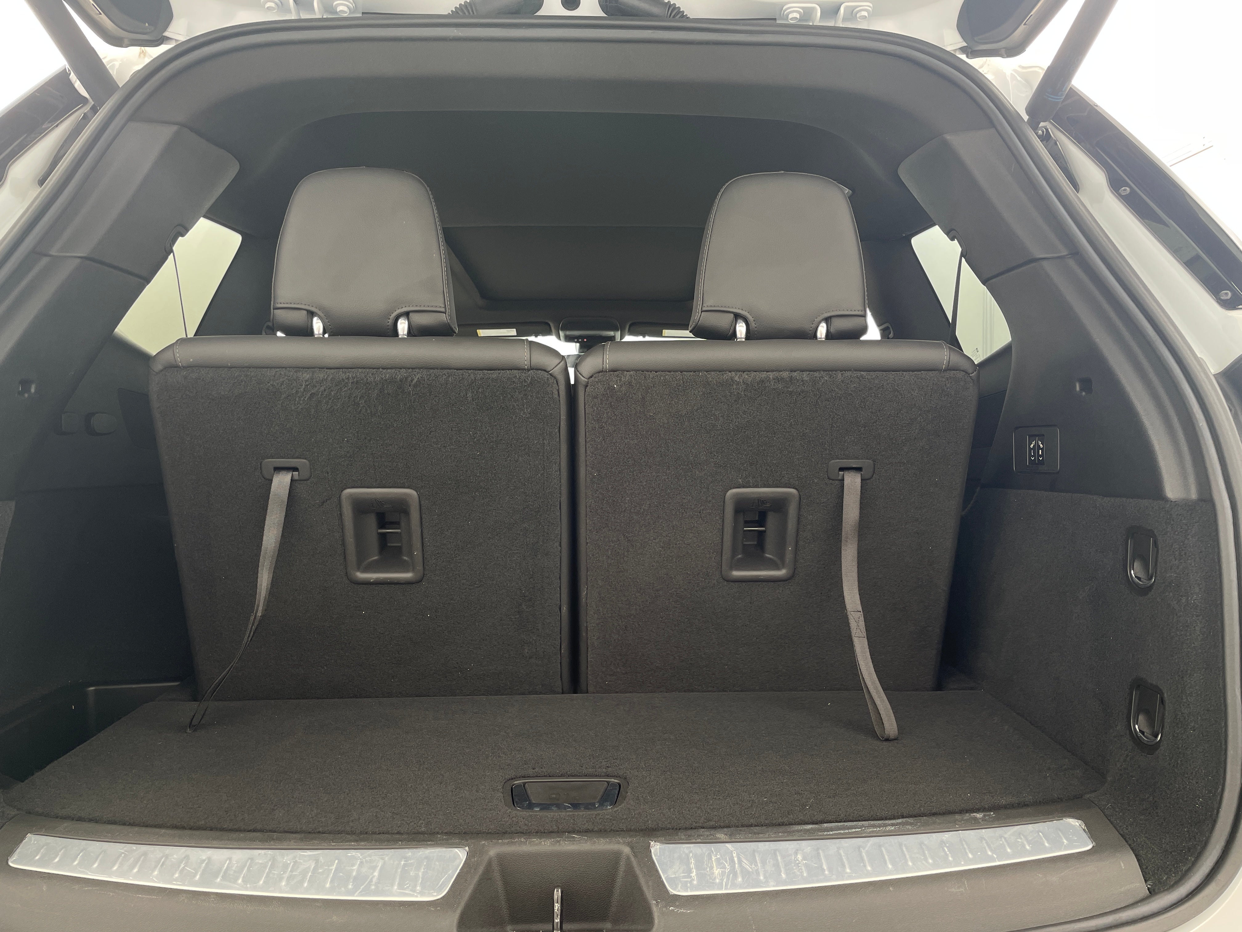 1GYKPBR43RZ725844