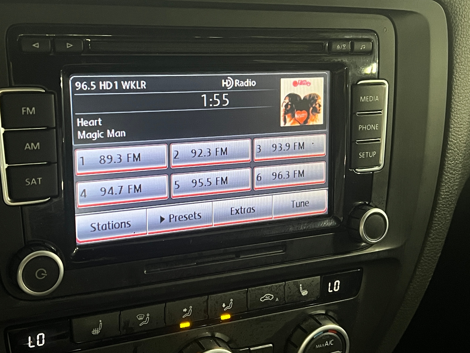 Thumbnail: 2014 Volkswagen Jetta - 4