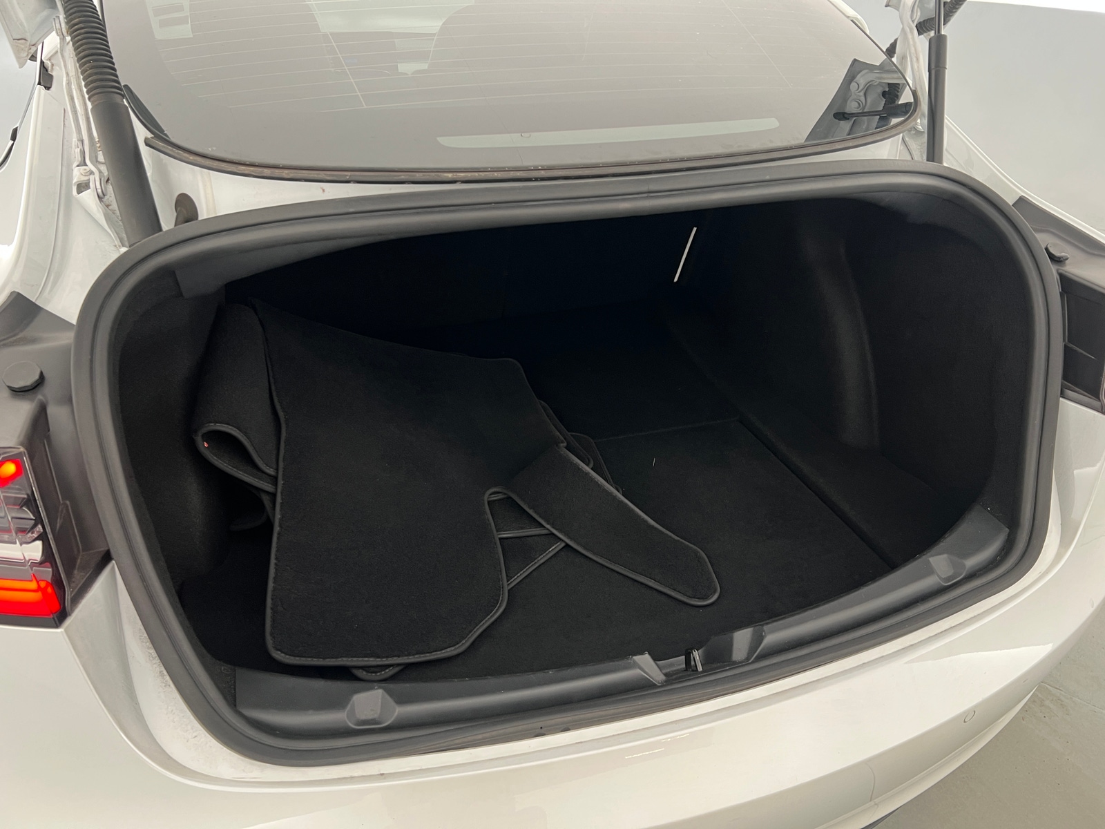 Thumbnail: 2021 Tesla Model 3 - 6