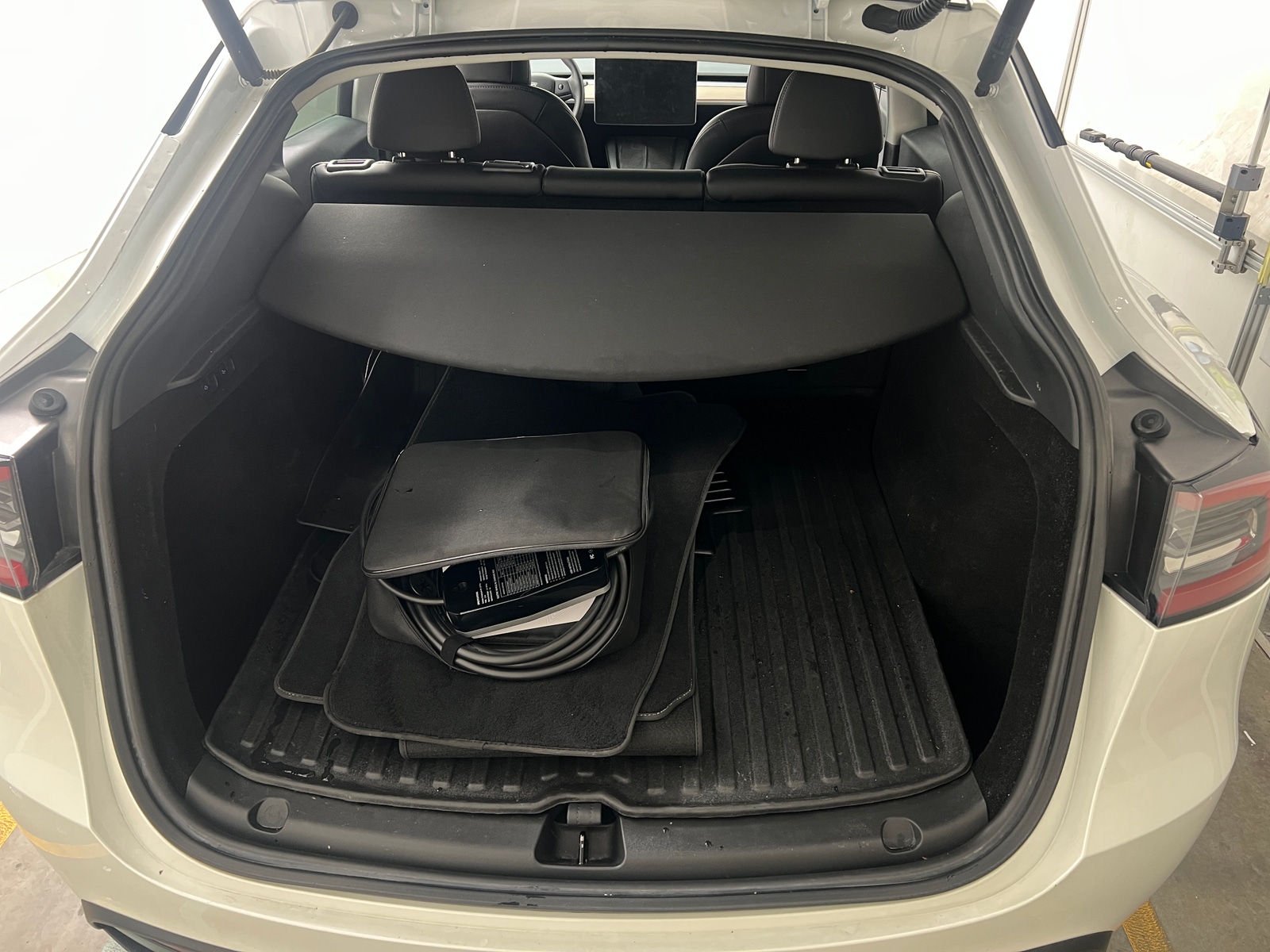 Thumbnail: 2023 Tesla Model Y - 6