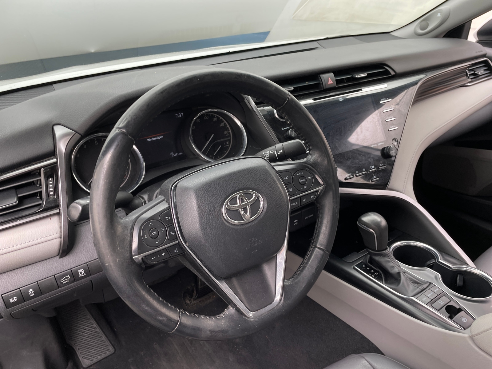 Thumbnail: 2019 Toyota Camry - 4