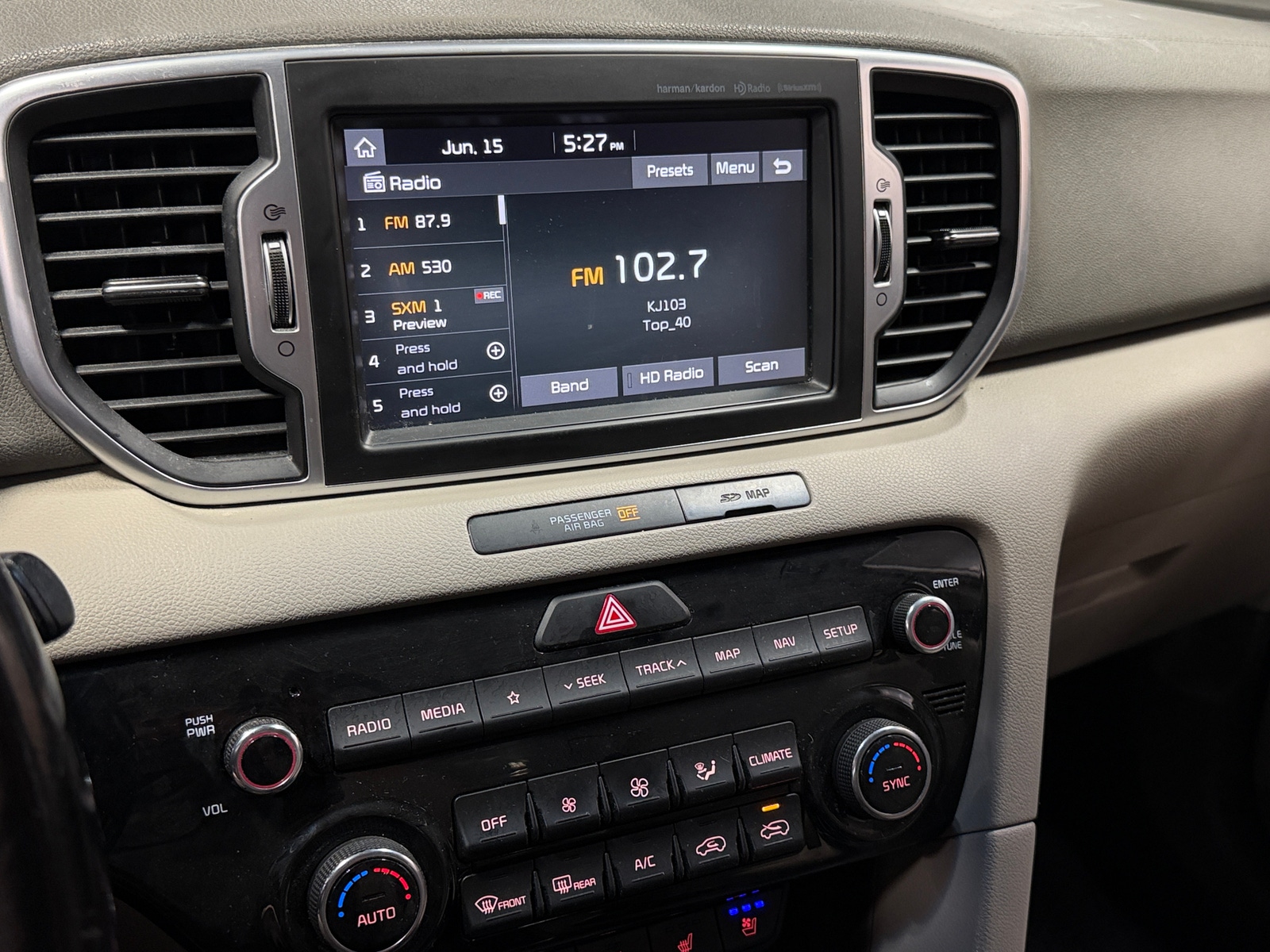 Thumbnail: 2019 Kia Sportage - 3