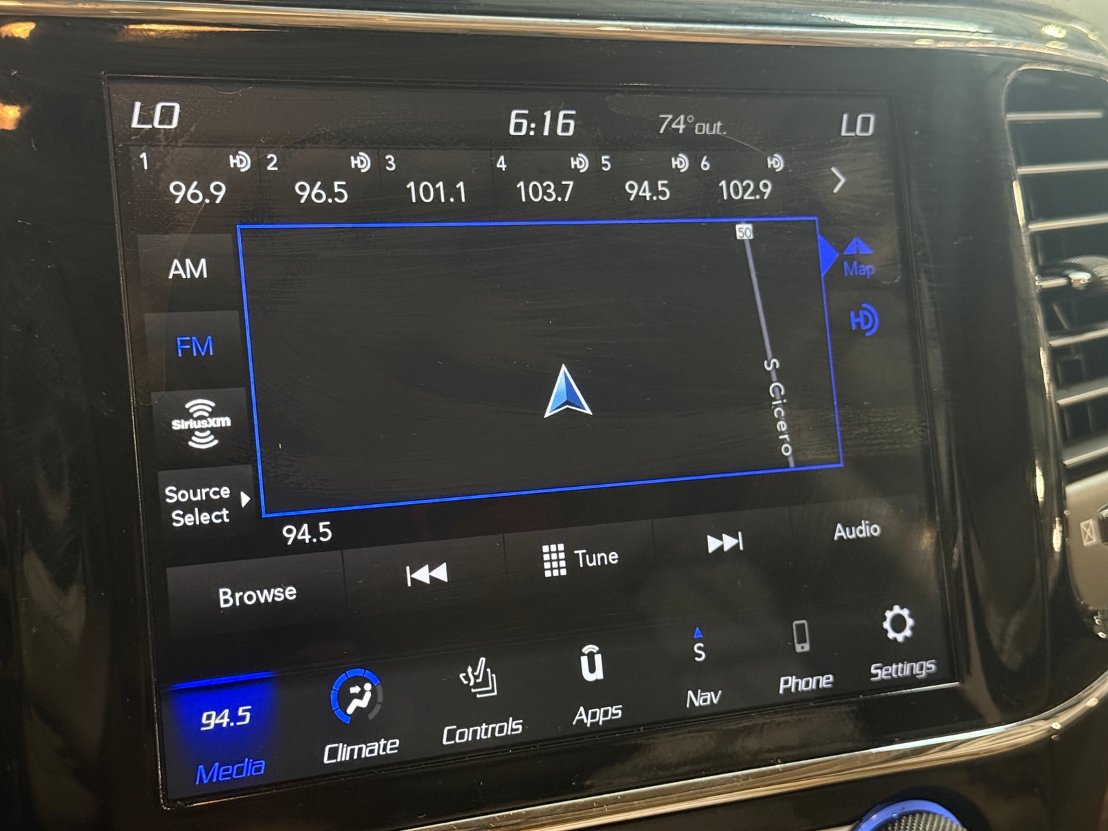 Thumbnail: 2020 Jeep Grand Cherokee - 3
