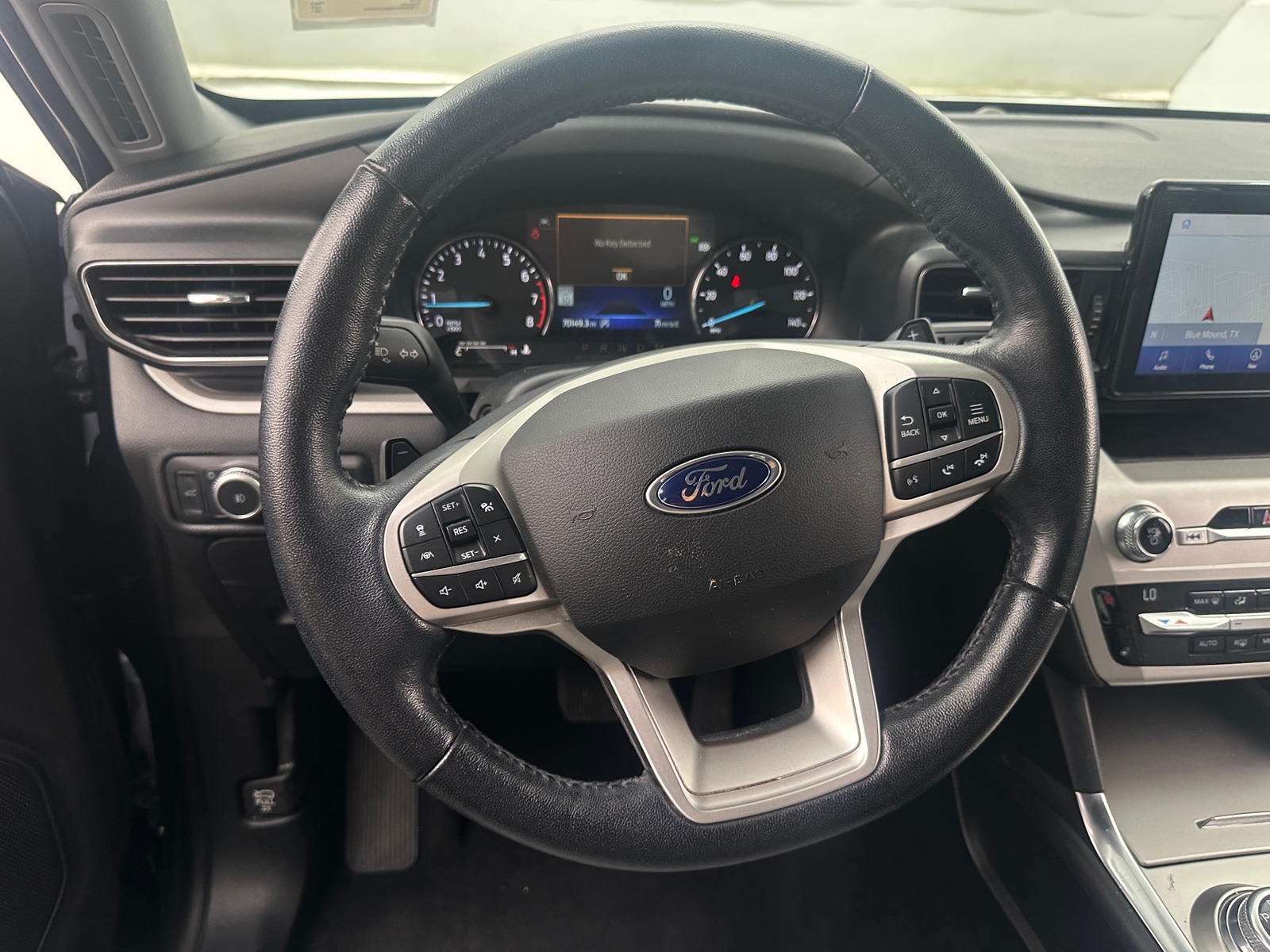 Thumbnail: 2021 Ford Explorer - 4