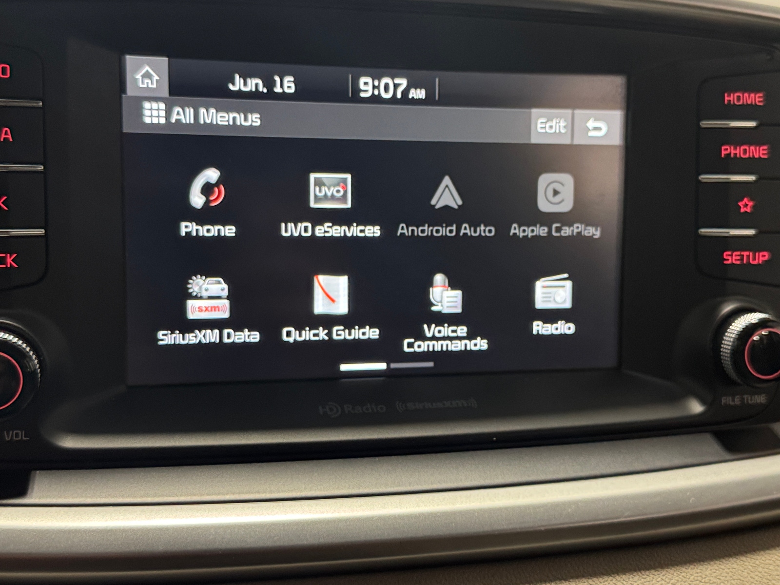 Thumbnail: 2019 Kia Sorento - 4