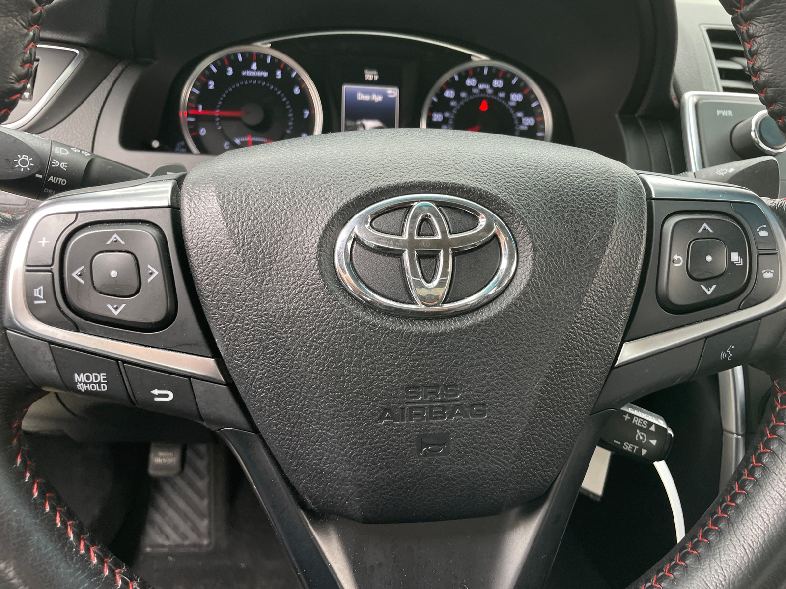 Thumbnail: 2015 Toyota Camry - 5