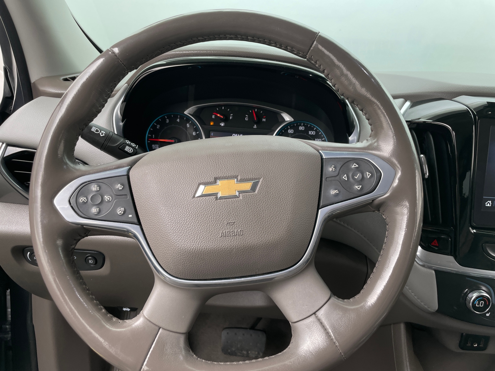 Thumbnail: 2021 Chevrolet Traverse - 4