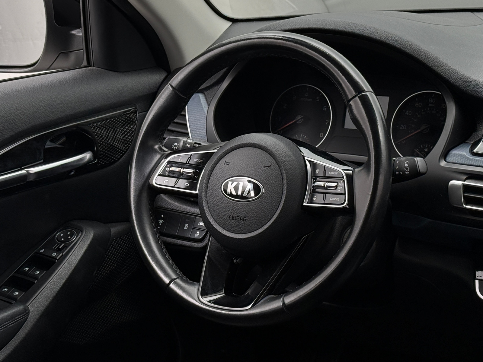 Thumbnail: 2021 Kia Seltos - 4