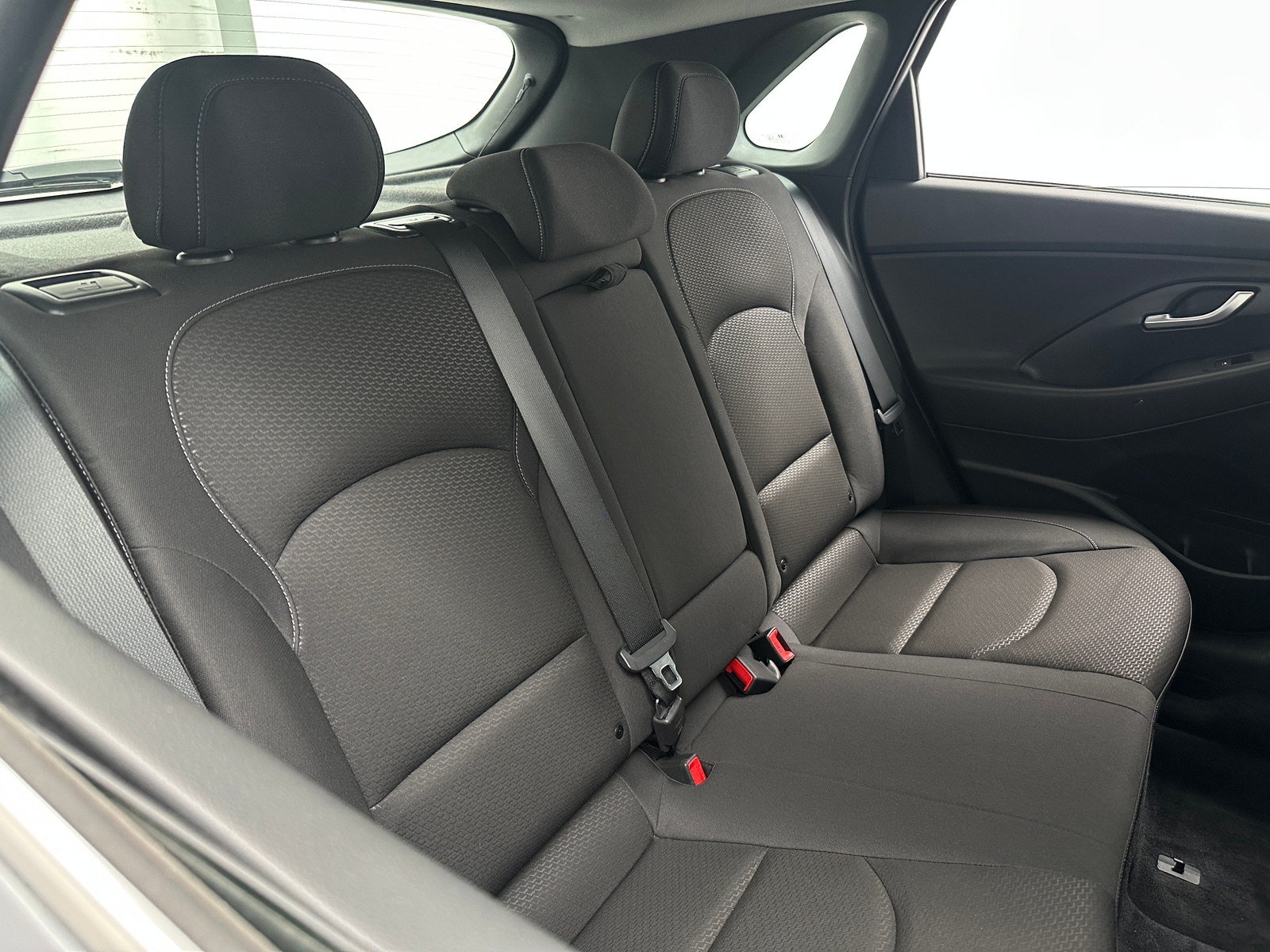 Thumbnail: 2018 Hyundai Elantra - 6