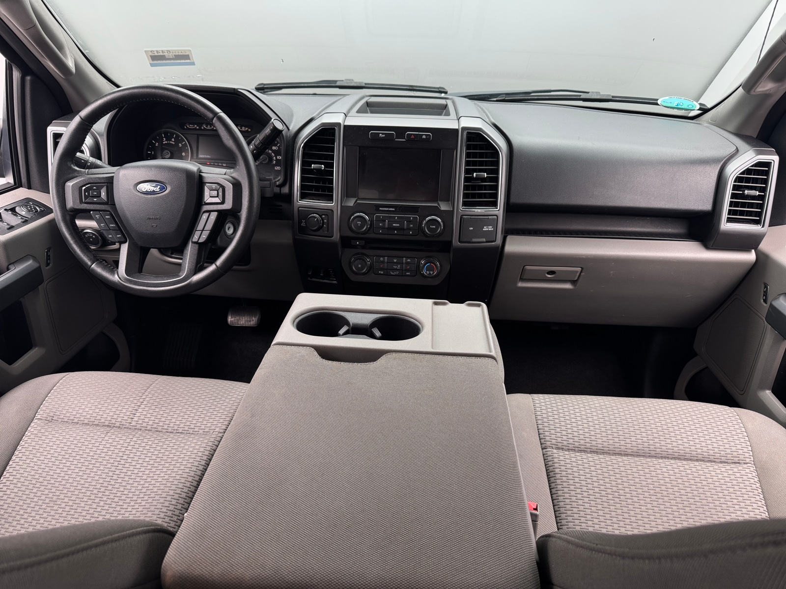Thumbnail: 2018 Ford Econoline - 3