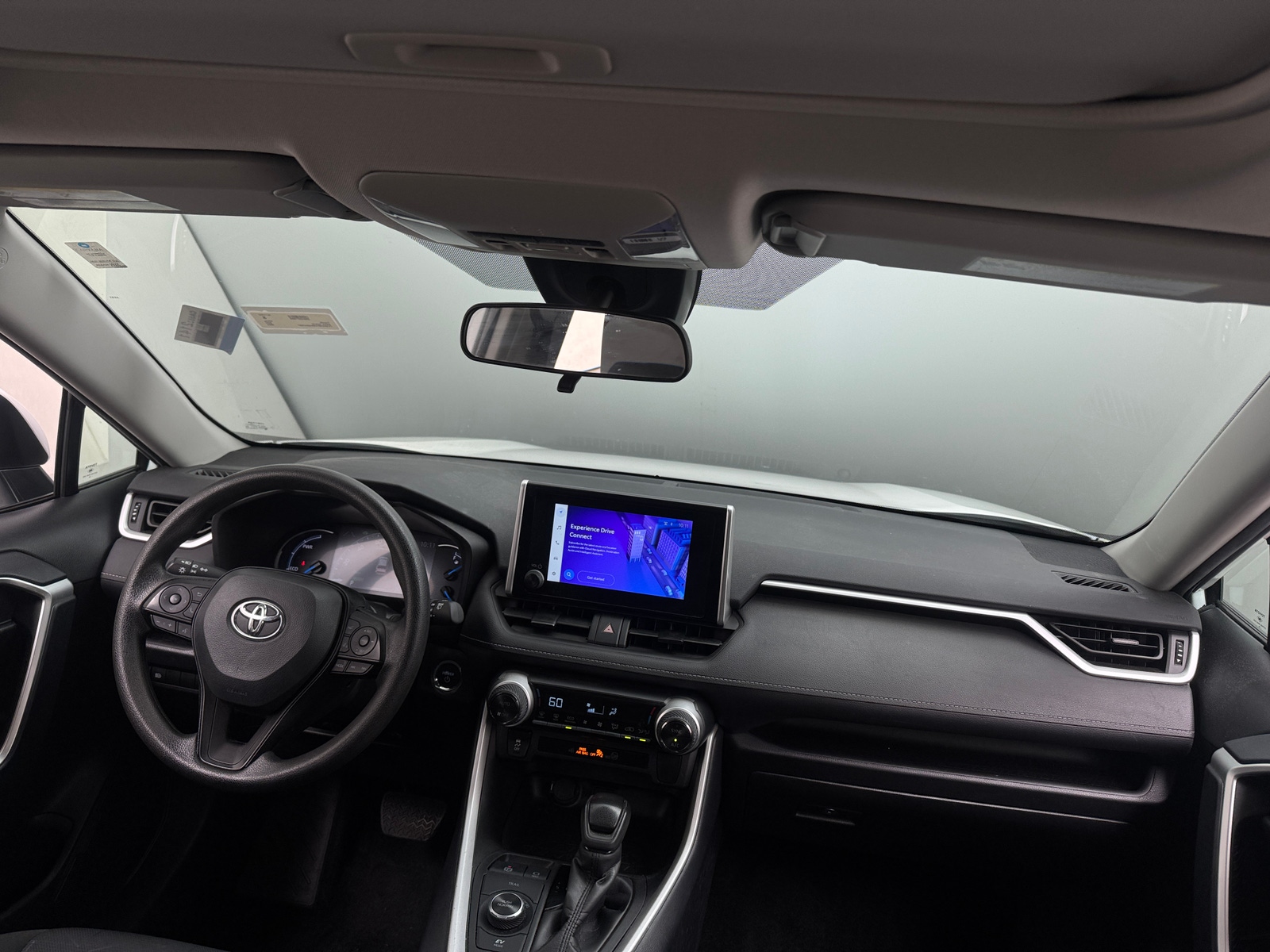 Thumbnail: 2024 Toyota RAV4 - 3
