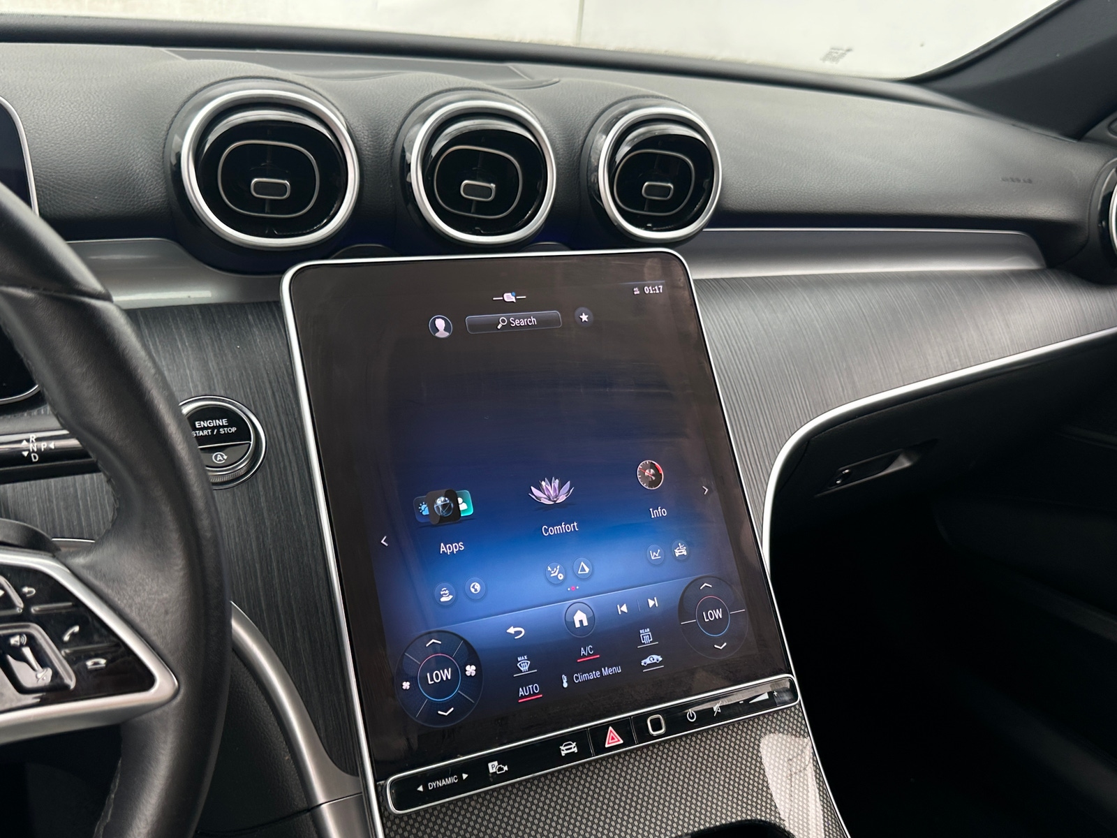 Thumbnail: 2024 Mercedes-Benz C-Class - 3