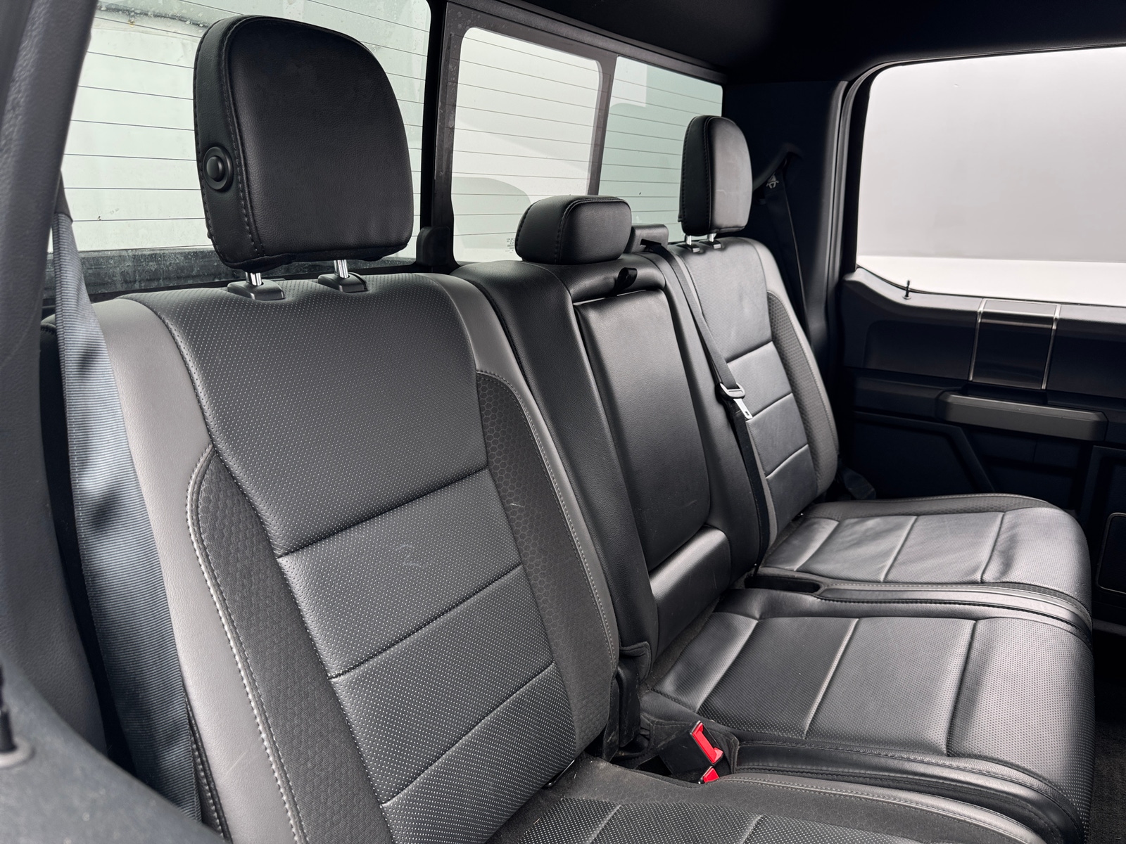 Thumbnail: 2019 Ford Econoline - 6