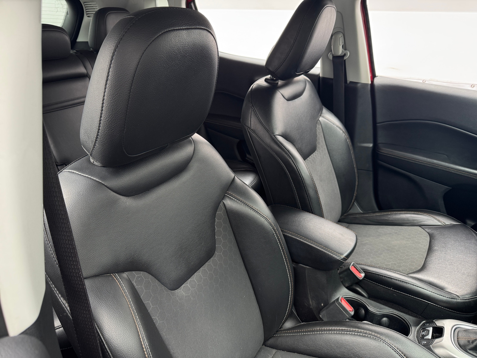 Thumbnail: 2019 Jeep Compass - 2