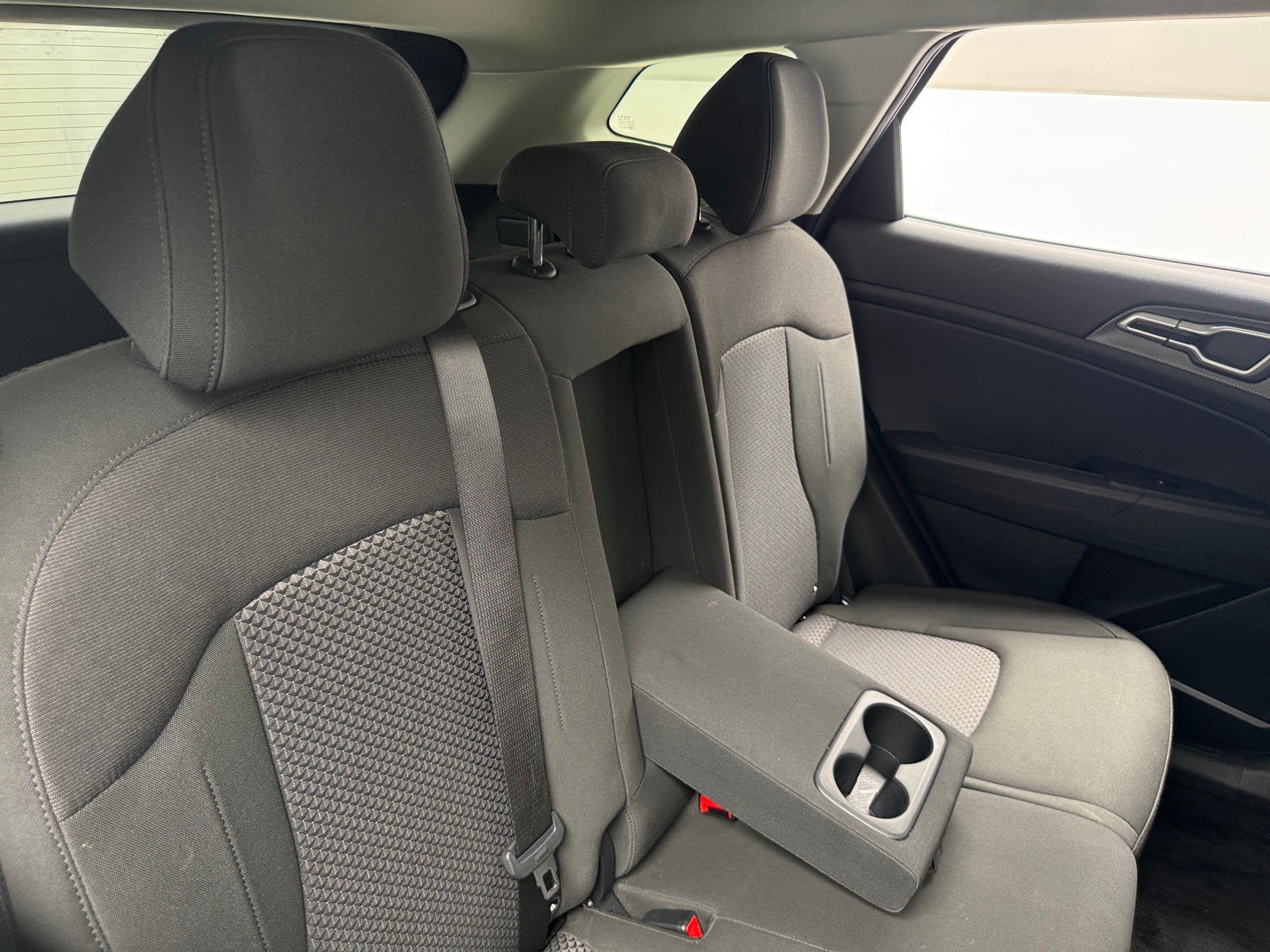 Thumbnail: 2025 Kia Sportage - 6