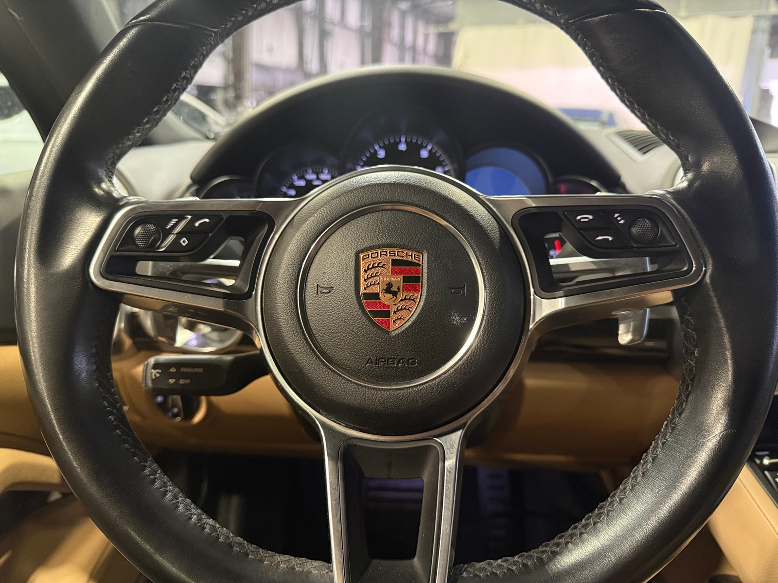 Thumbnail: 2018 Porsche Cayenne - 4
