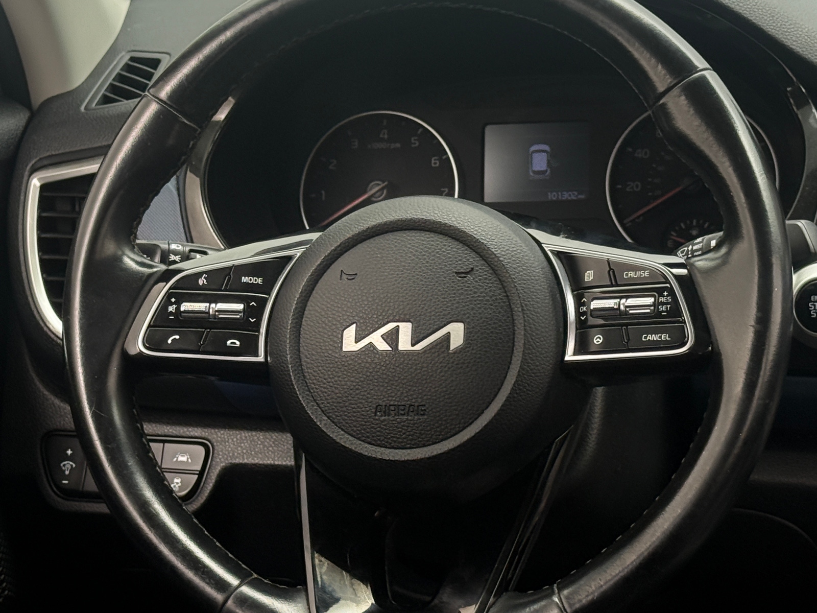 Thumbnail: 2023 Kia Seltos - 5