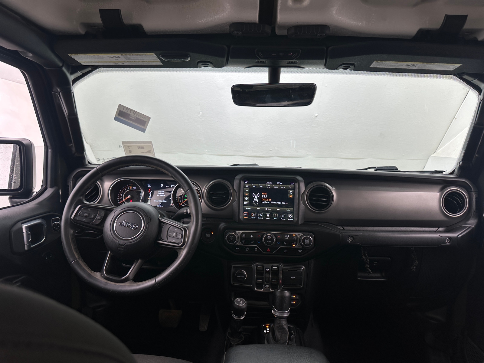 Thumbnail: 2023 Jeep Gladiator - 3