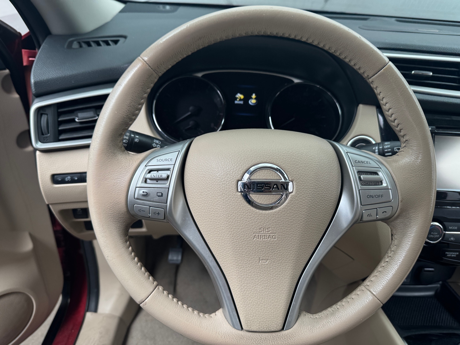 Thumbnail: 2014 Nissan Rogue - 4