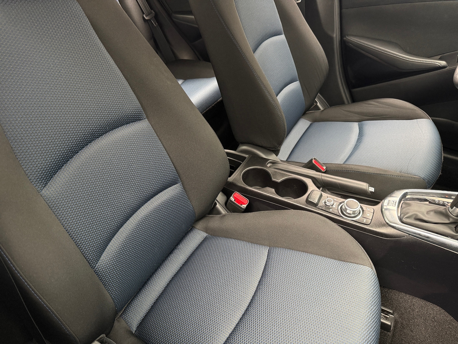 Thumbnail: 2018 Toyota Yaris iA - 2