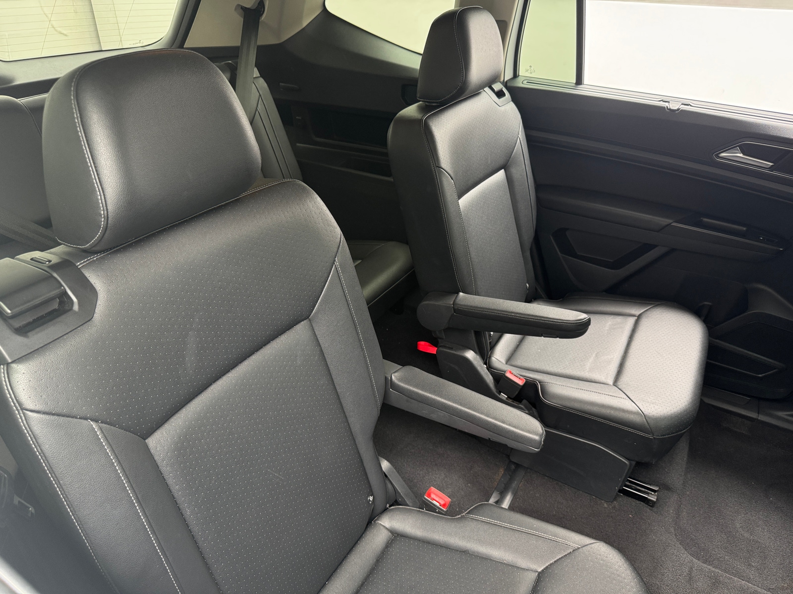 Thumbnail: 2019 Volkswagen Atlas - 6