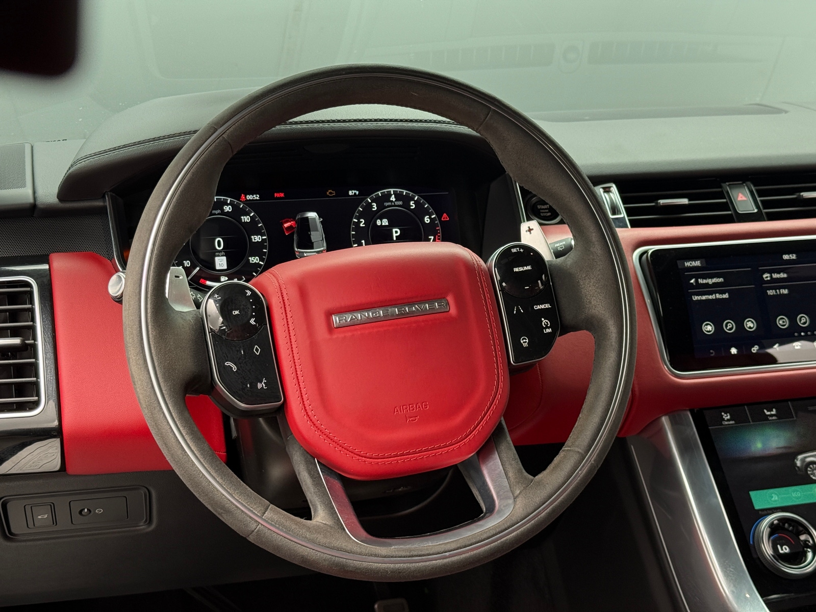 Thumbnail: 2022 Land Rover Range Rover Sport - 4