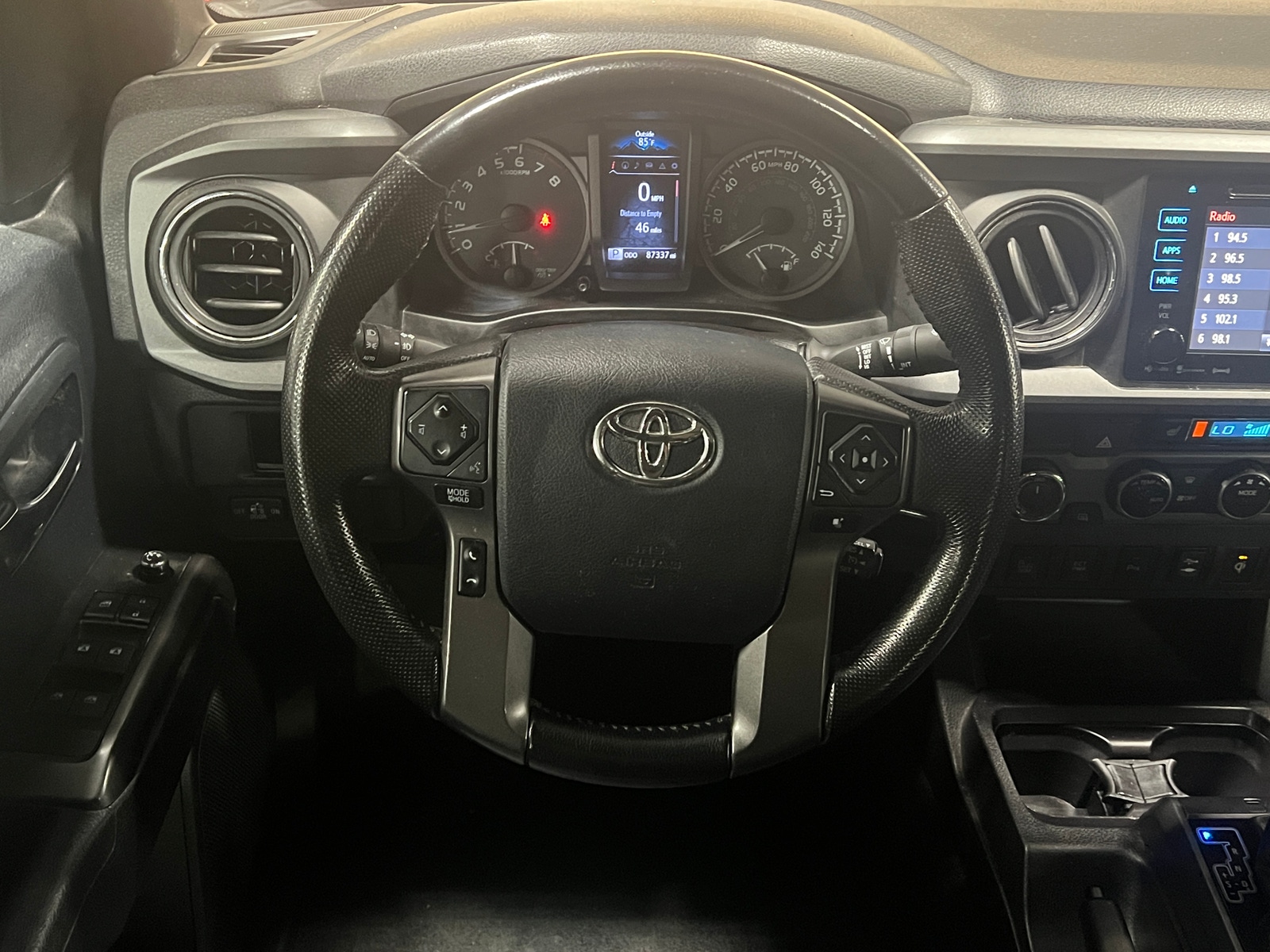 Thumbnail: 2016 Toyota Tacoma - 5