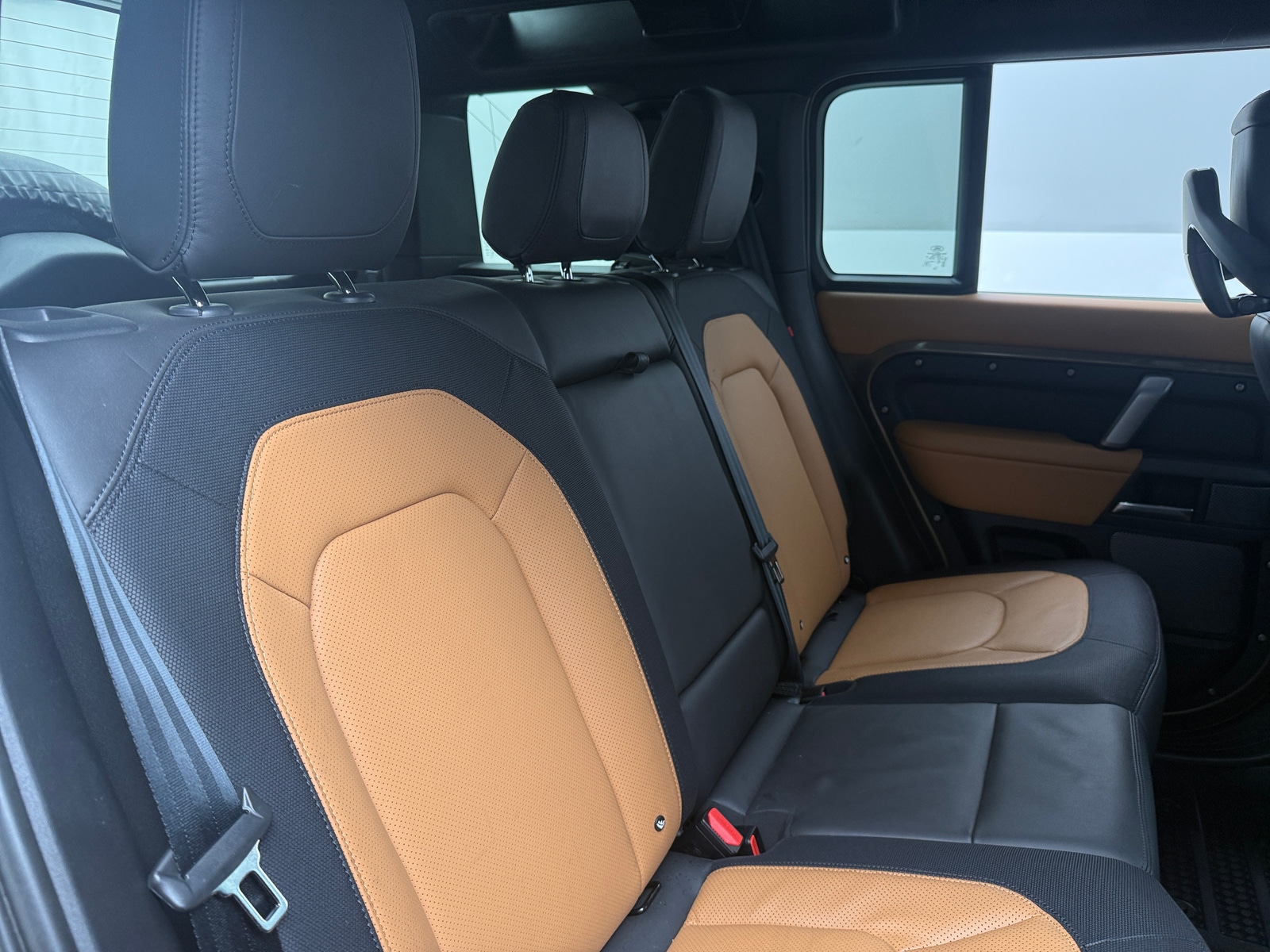 Thumbnail: 2024 Land Rover Defender - 5