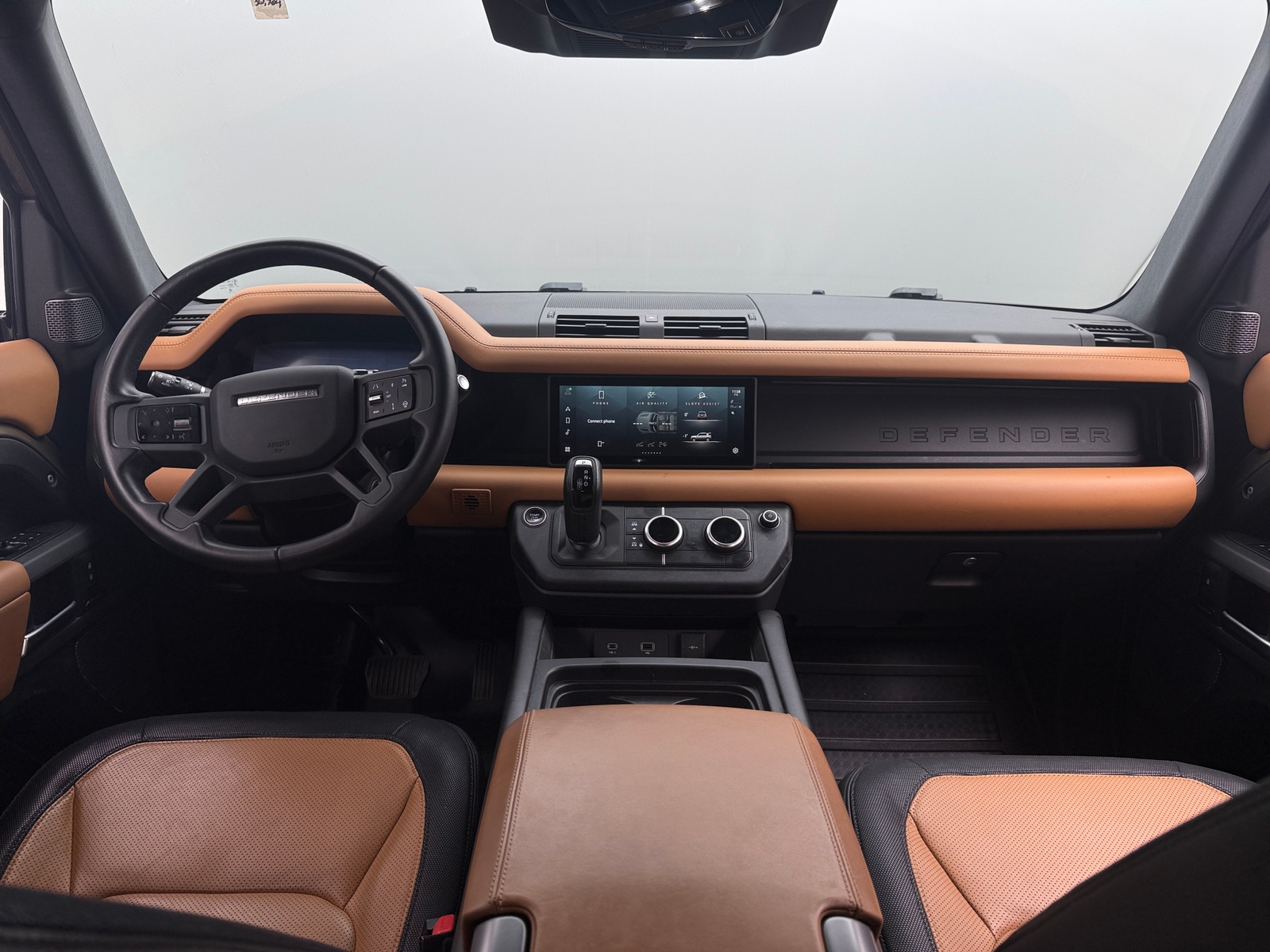 Thumbnail: 2024 Land Rover Defender - 2