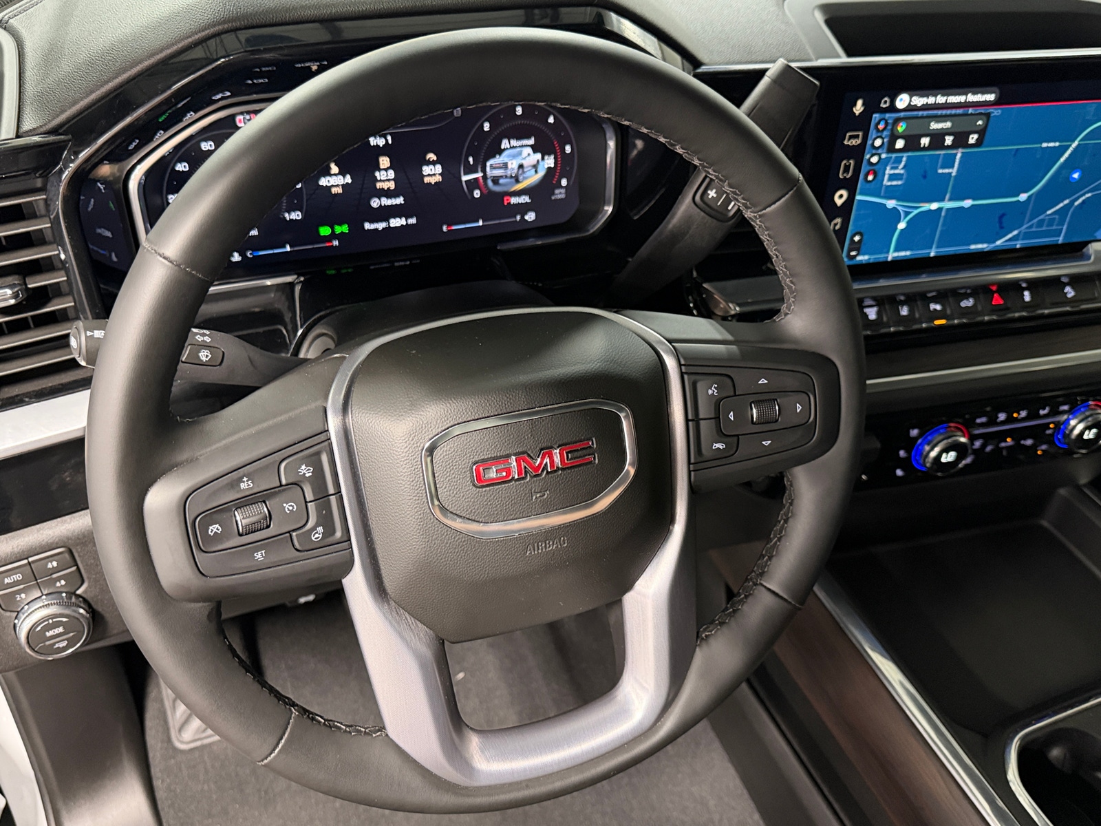 Thumbnail: 2026 GMC Sierra 2500 - 4