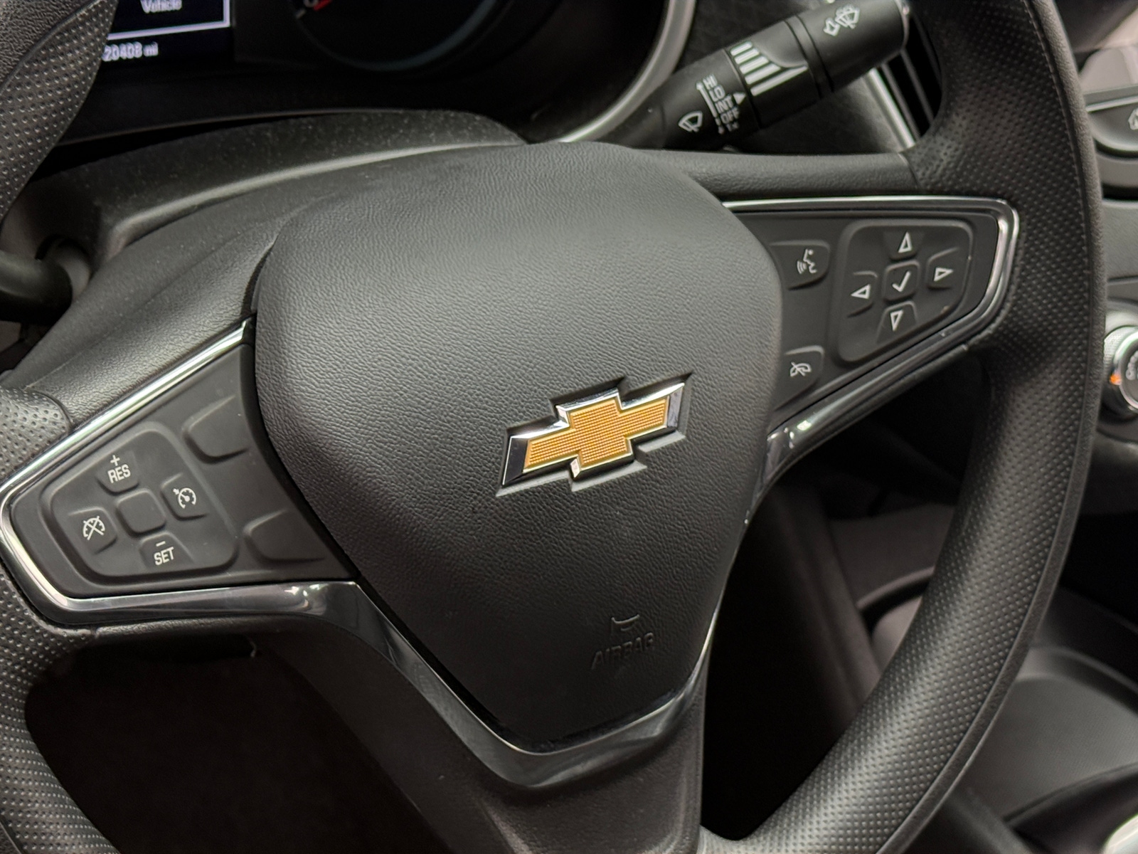 Thumbnail: 2020 Chevrolet Malibu - 5