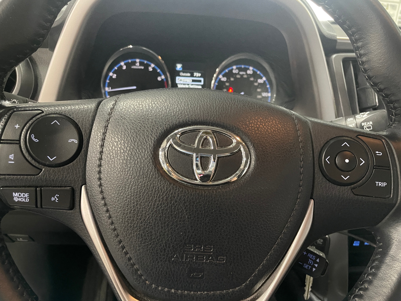 Thumbnail: 2016 Toyota RAV4 - 5