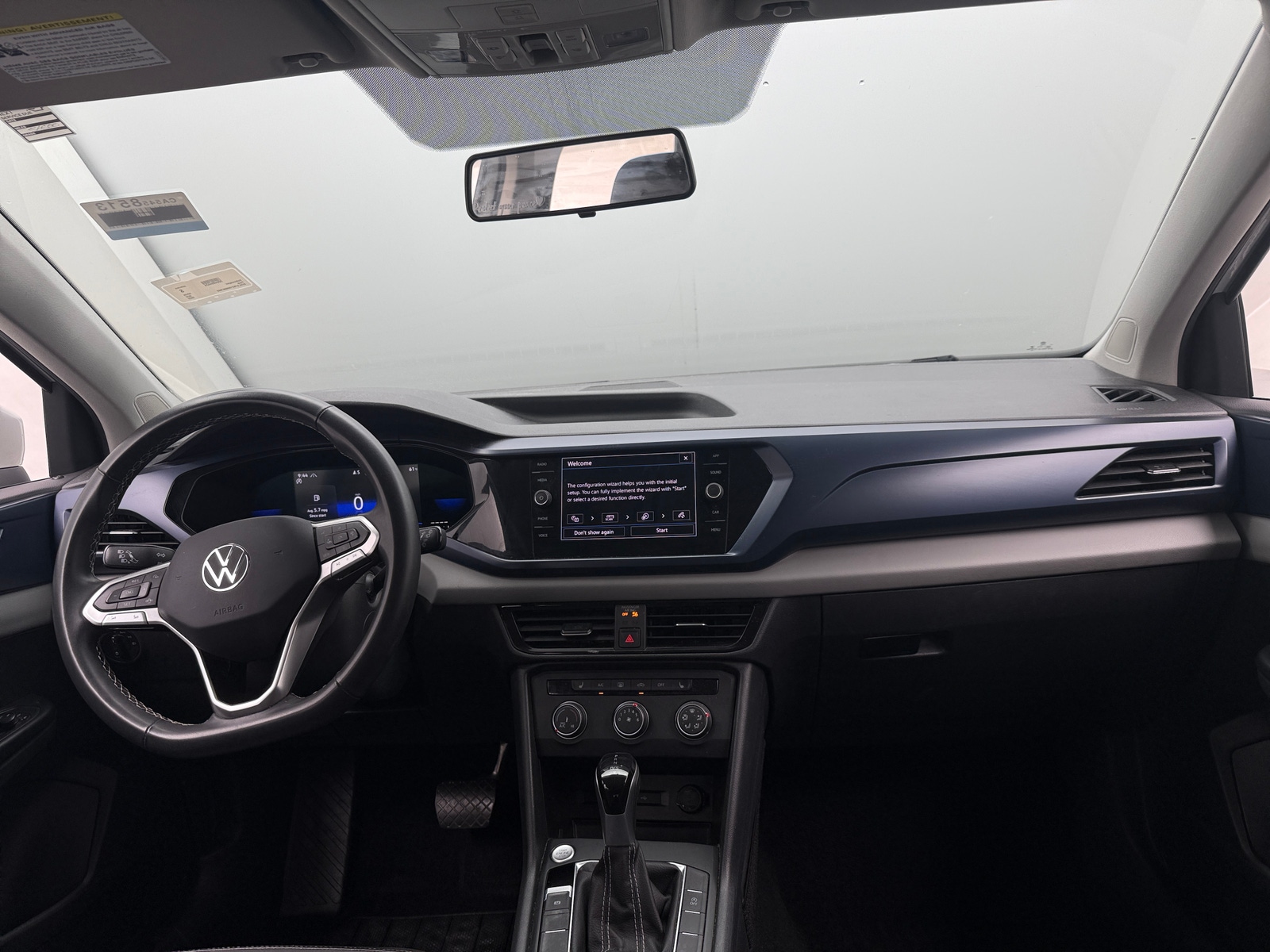 Thumbnail: 2022 Volkswagen Taos - 2