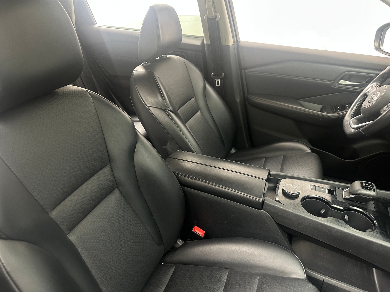 Thumbnail: 2023 Nissan Rogue - 2