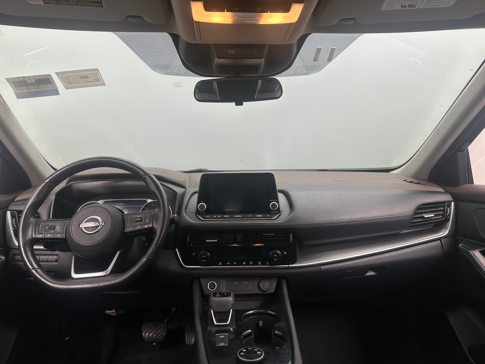 Thumbnail: 2023 Nissan Rogue - 3
